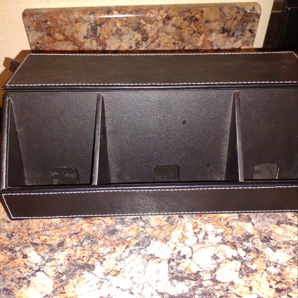 Desktop organizer. Masculine. Used in good condition.